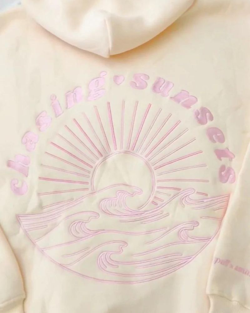 Chasing Sunsets - Stylish & Cozy Hoodie
