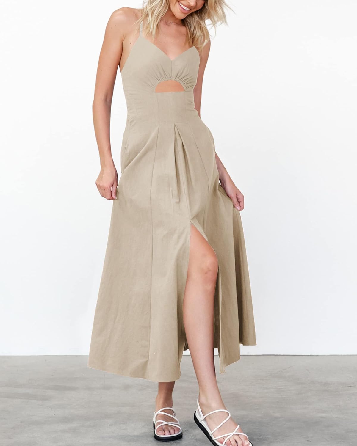 Nira - Sleeveless V-Neck Dress