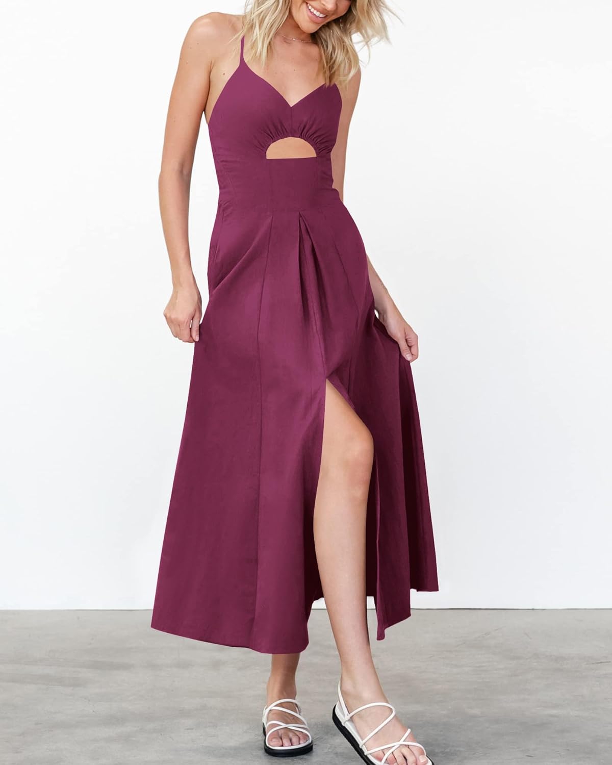 Nira - Sleeveless V-Neck Dress