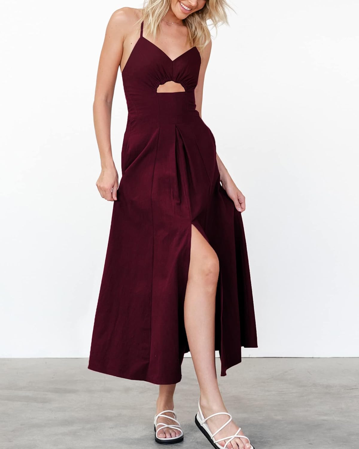 Nira - Sleeveless V-Neck Dress