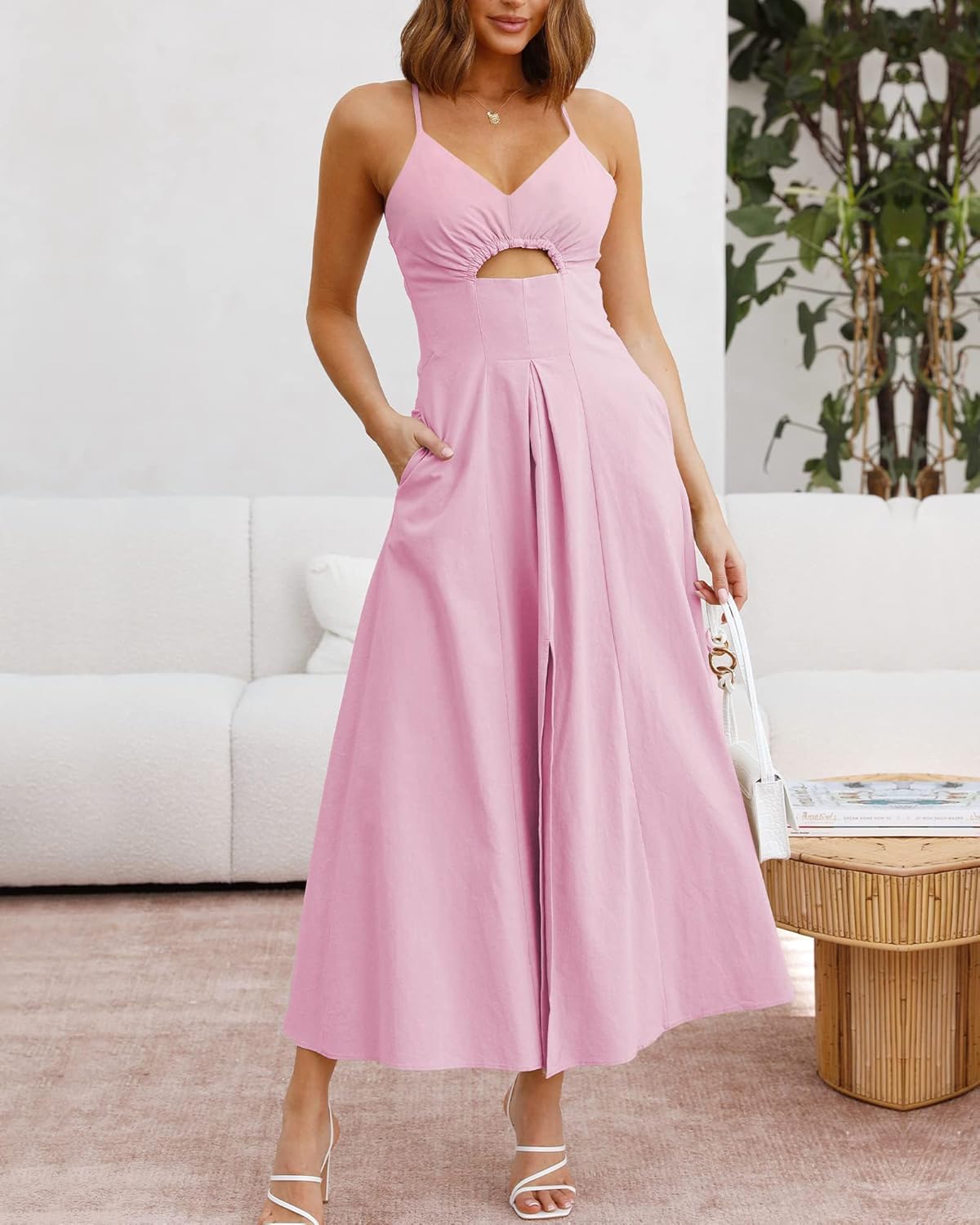 Nira - Sleeveless V-Neck Dress