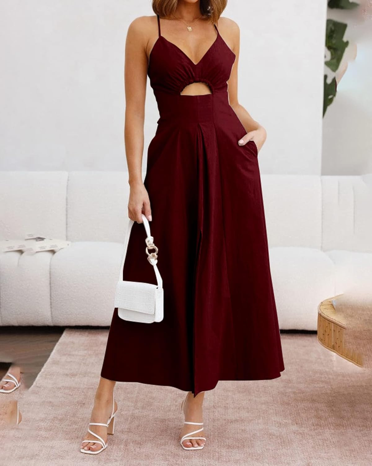 Nira - Sleeveless V-Neck Dress