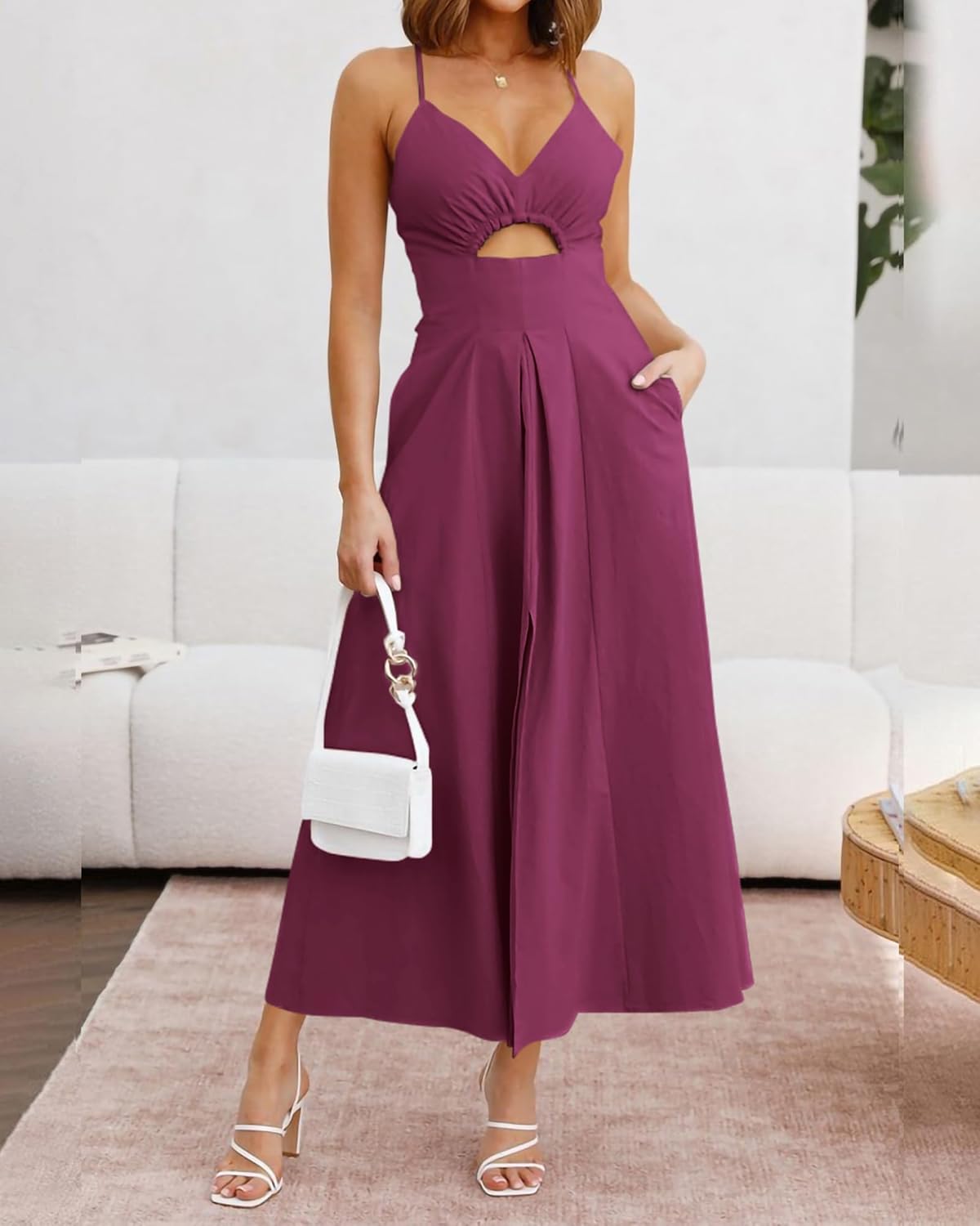 Nira - Sleeveless V-Neck Dress