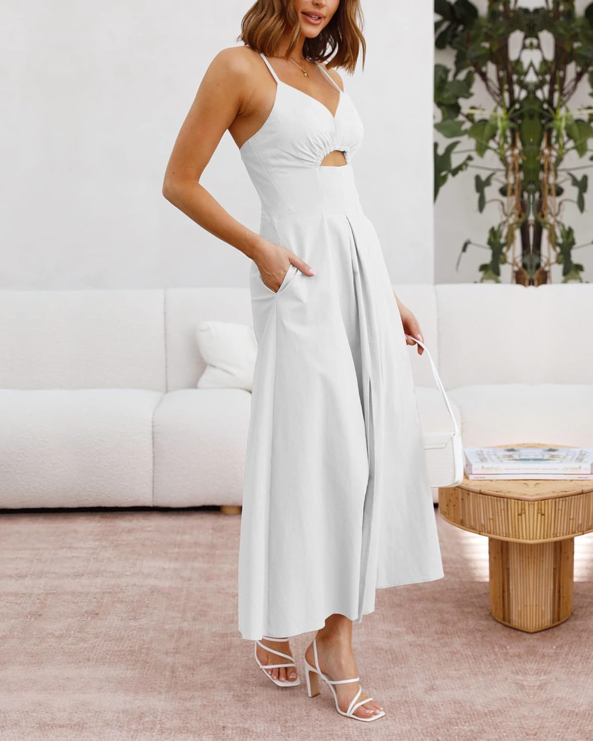 Nira - Sleeveless V-Neck Dress