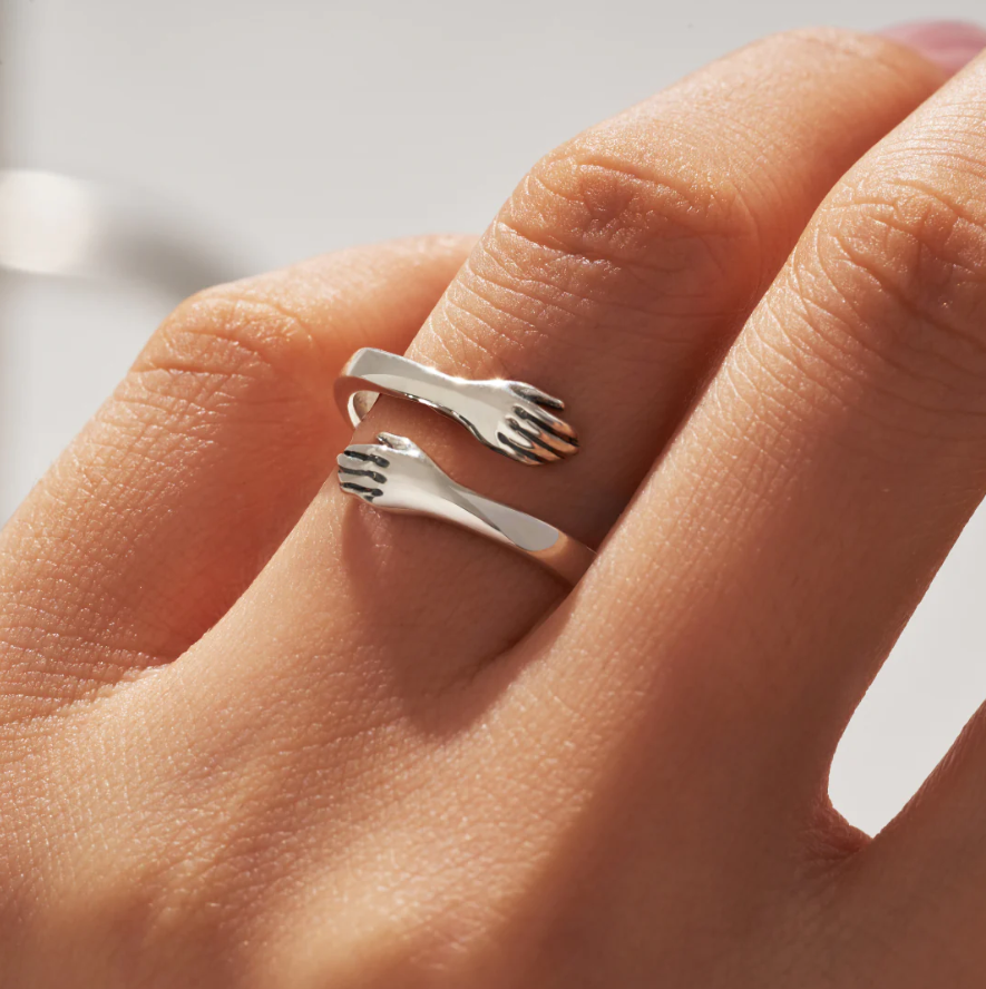 Kora - Hug Ring
