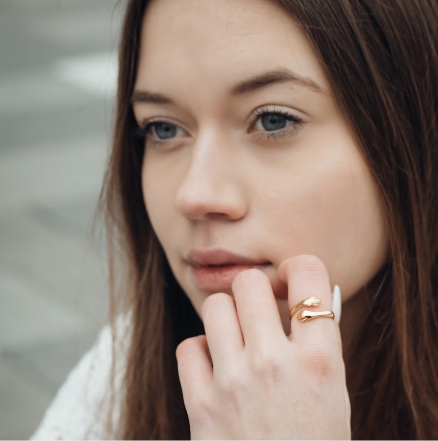 Kora - Hug Ring